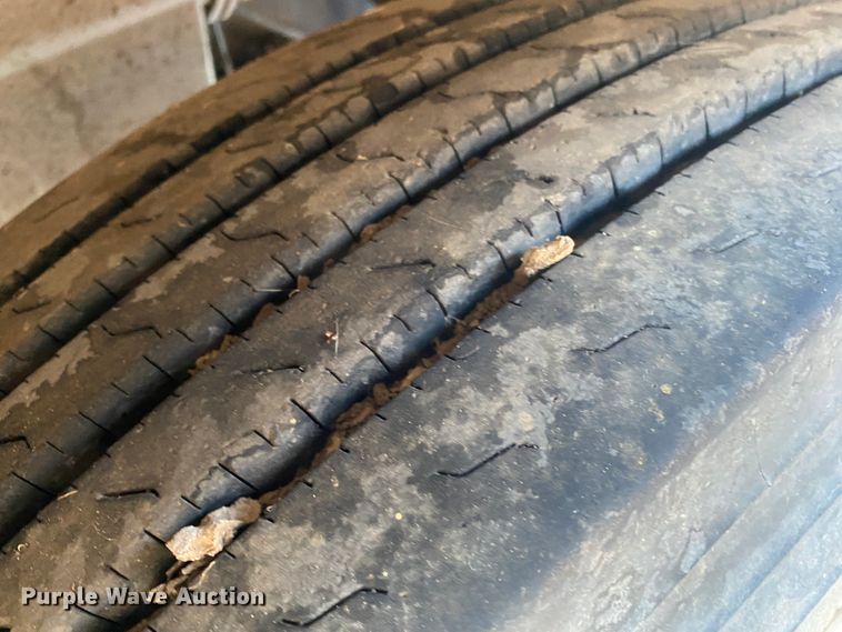 image for item DL1451 2010 International 9200i  semi truck