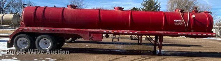 image for item DL1452 2008 VE  vacuum trailer