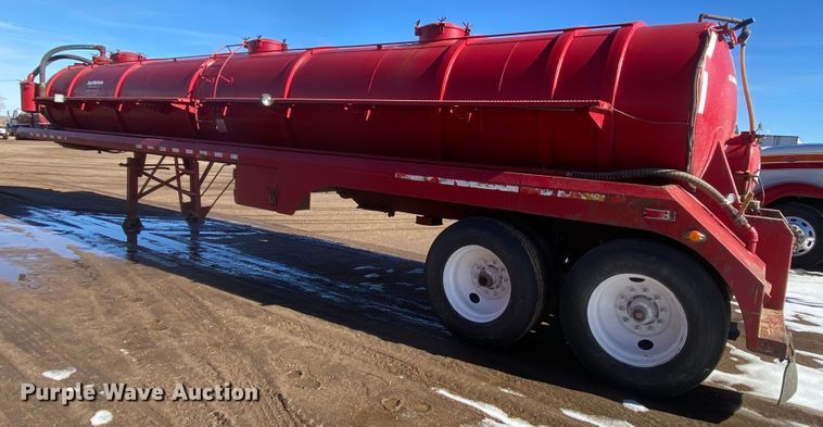 image for item DL1452 2008 VE  vacuum trailer