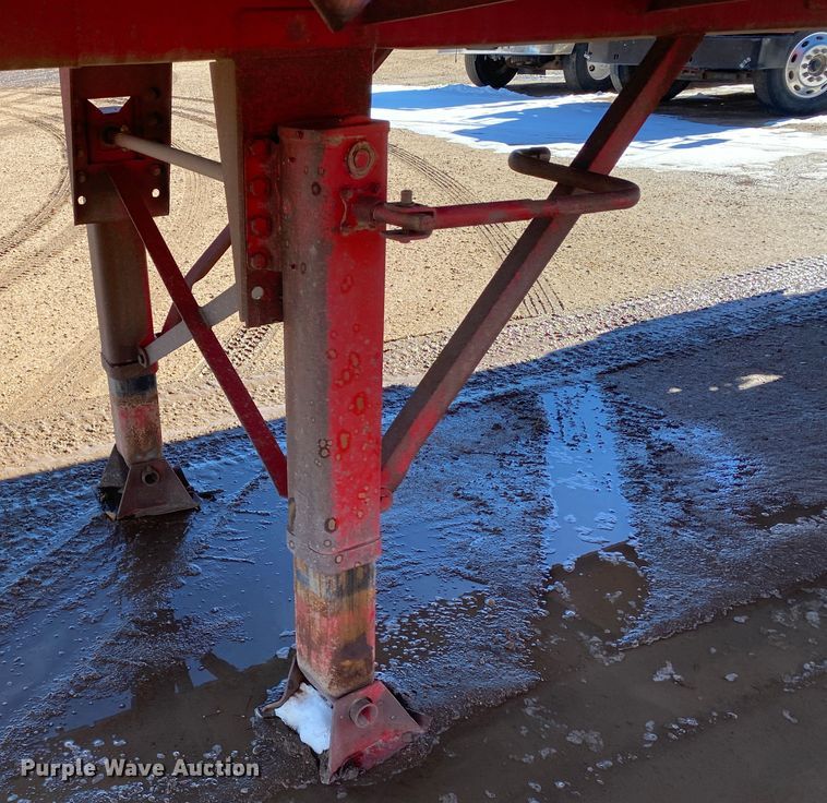 image for item DL1452 2008 VE  vacuum trailer