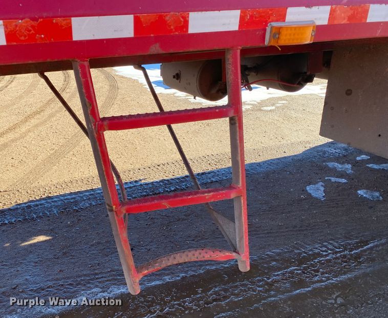 image for item DL1452 2008 VE  vacuum trailer