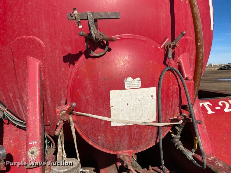 image for item DL1452 2008 VE  vacuum trailer