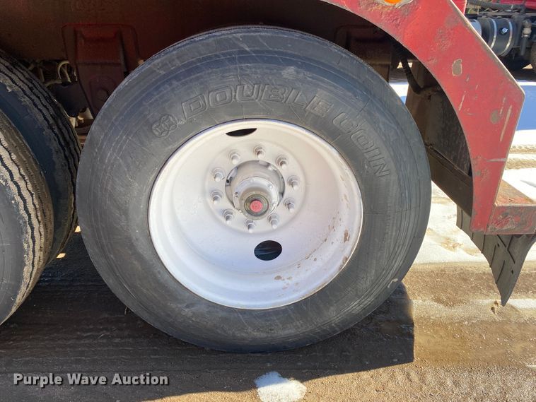 image for item DL1452 2008 VE  vacuum trailer