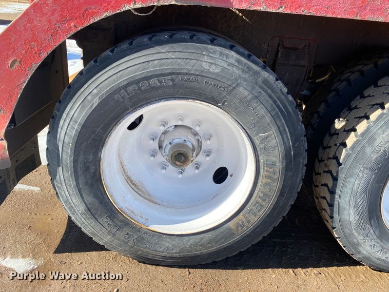 image for item DL1452 2008 VE  vacuum trailer