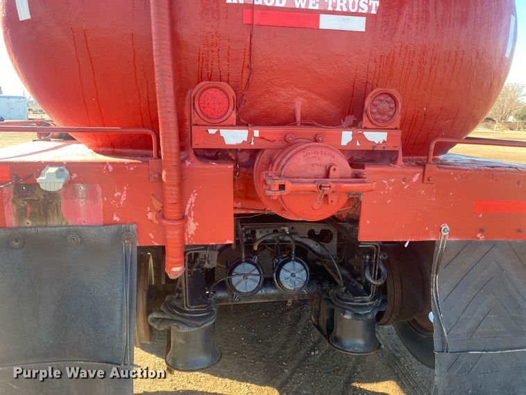 image for item DL1453 2009 International 7600  vacuum truck