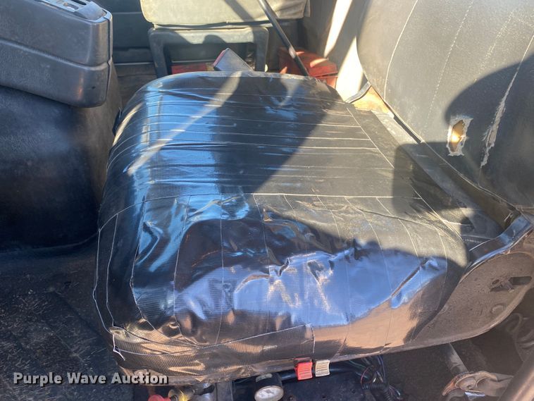 image for item DL1453 2009 International 7600  vacuum truck