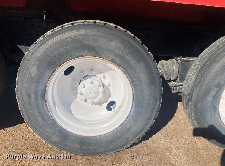 image for item DL1453 2009 International 7600  vacuum truck