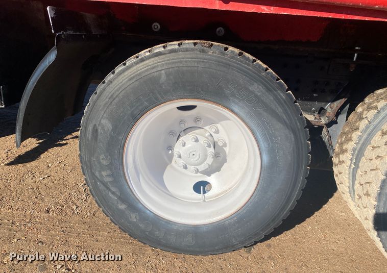 image for item DL1453 2009 International 7600  vacuum truck