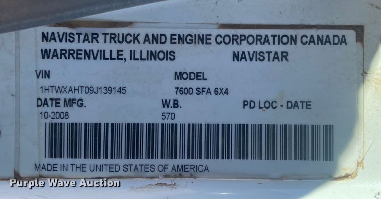 image for item DL1453 2009 International 7600  vacuum truck