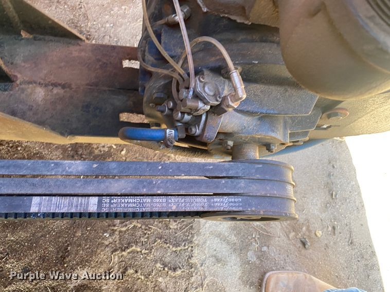 image for item DL1454 1998 International 2674  vacuum truck