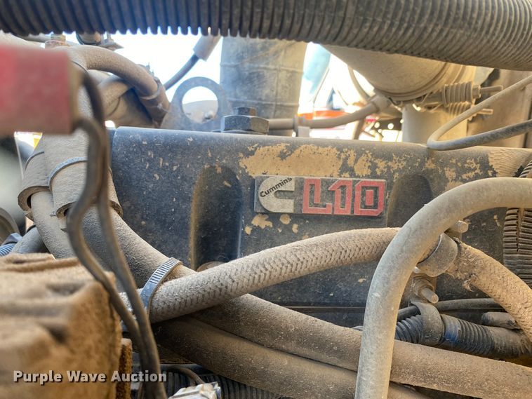 image for item DL1454 1998 International 2674  vacuum truck