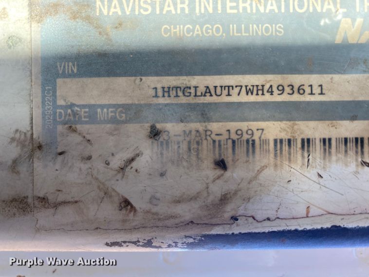 image for item DL1454 1998 International 2674  vacuum truck