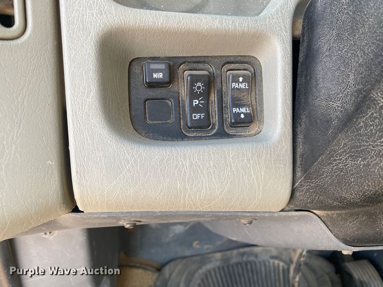 image for item DL1455 2008 International 7600  vacuum truck