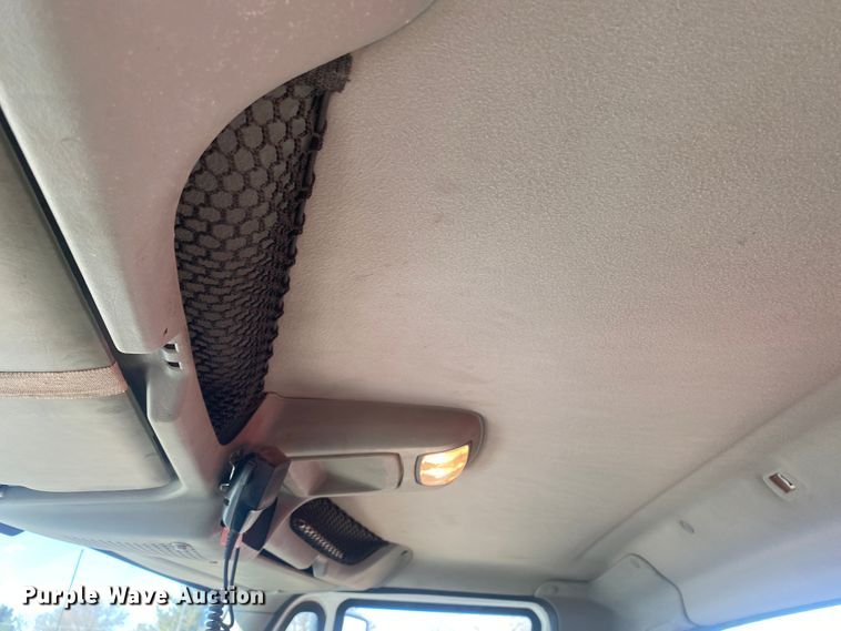 image for item DL1455 2008 International 7600  vacuum truck