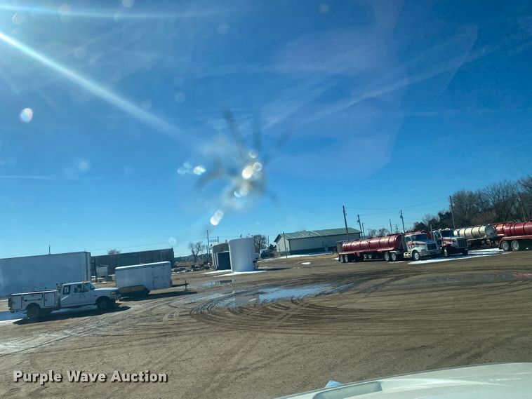 image for item DL1455 2008 International 7600  vacuum truck