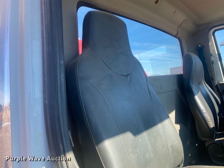 image for item DL1455 2008 International 7600  vacuum truck