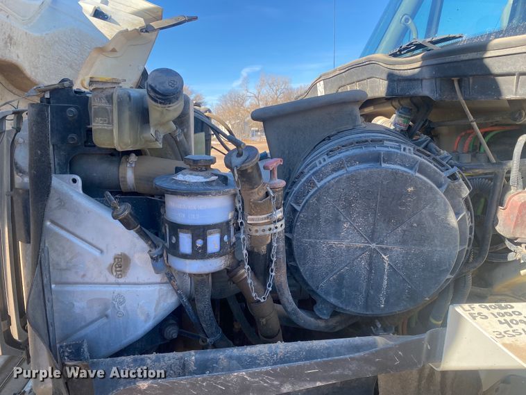 image for item DL1455 2008 International 7600  vacuum truck