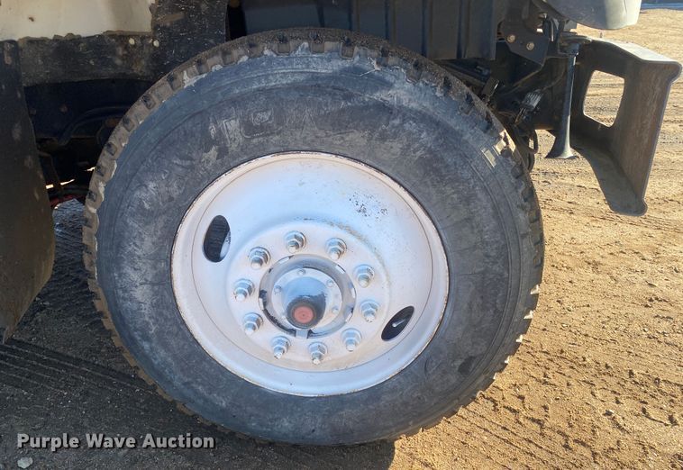 image for item DL1455 2008 International 7600  vacuum truck