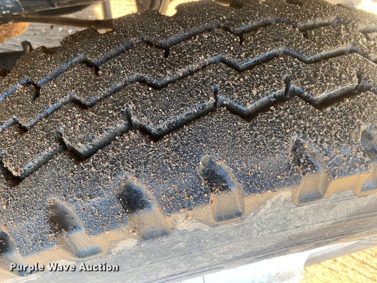 image for item DL1455 2008 International 7600  vacuum truck