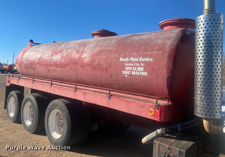 image for item DL1456 1994 International  vacuum truck