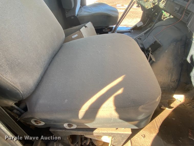 image for item DL1456 1994 International  vacuum truck