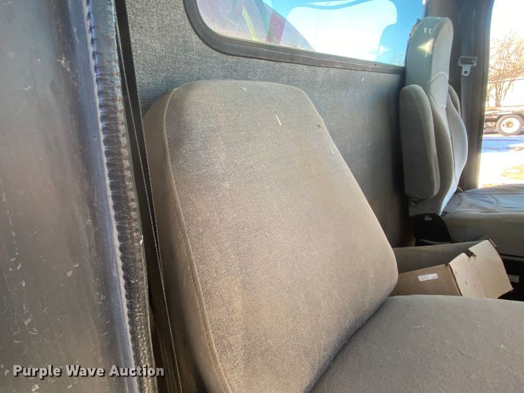 image for item DL1456 1994 International  vacuum truck