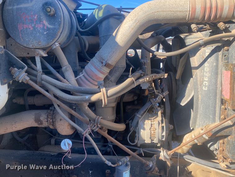 image for item DL1456 1994 International  vacuum truck