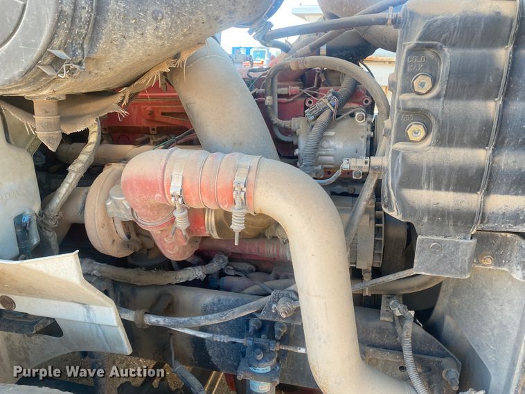 image for item DL1457 2006 International 9200i  semi truck