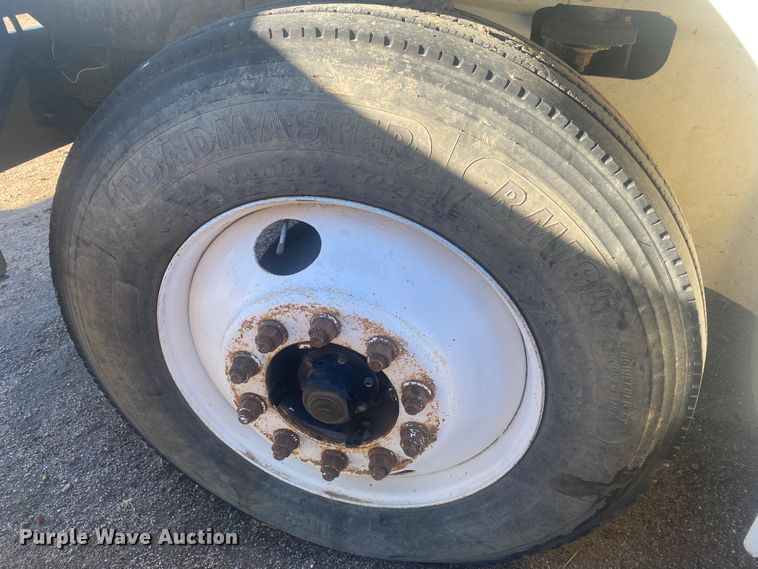 image for item DL1457 2006 International 9200i  semi truck