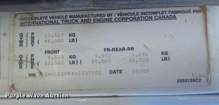 image for item DL1457 2006 International 9200i  semi truck