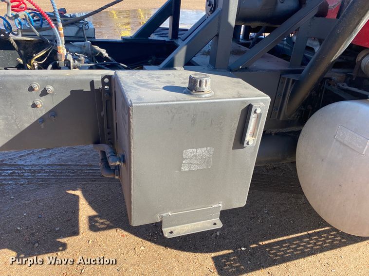 image for item DL1458 1994 International 9200  semi truck