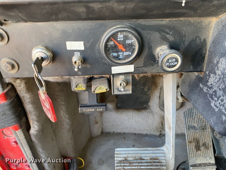 image for item DL1458 1994 International 9200  semi truck