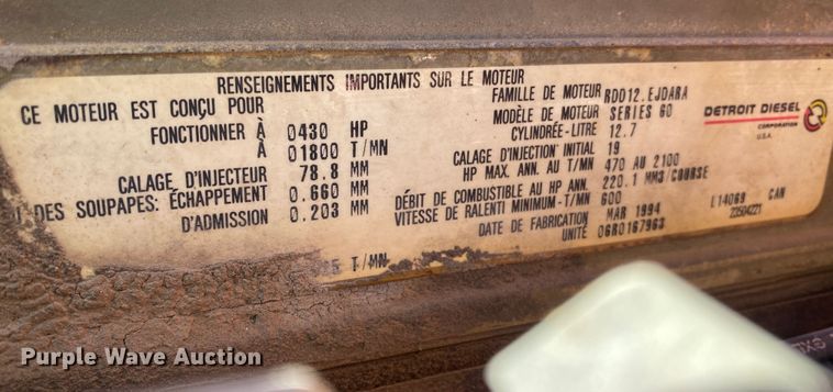 image for item DL1458 1994 International 9200  semi truck