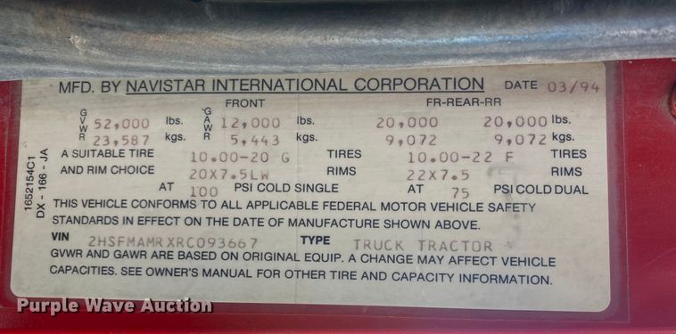 image for item DL1458 1994 International 9200  semi truck