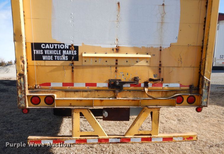 image for item DM4469 1999 Strick  dry van trailer