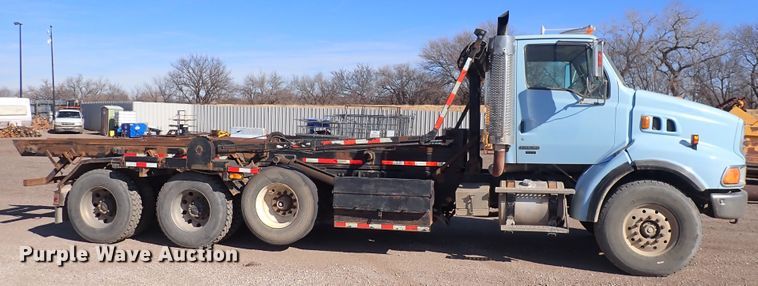 image for item DN2163 2007 Sterling LT9500  roll-off container truck