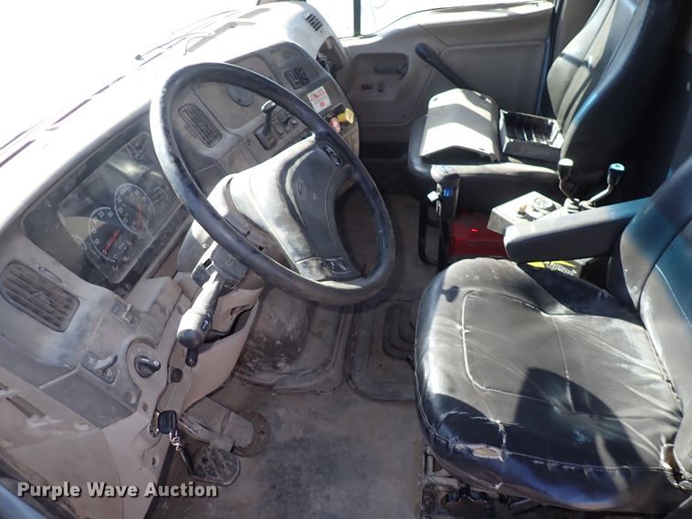 image for item DN2163 2007 Sterling LT9500  roll-off container truck