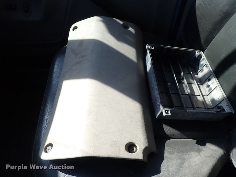 image for item DN2163 2007 Sterling LT9500  roll-off container truck