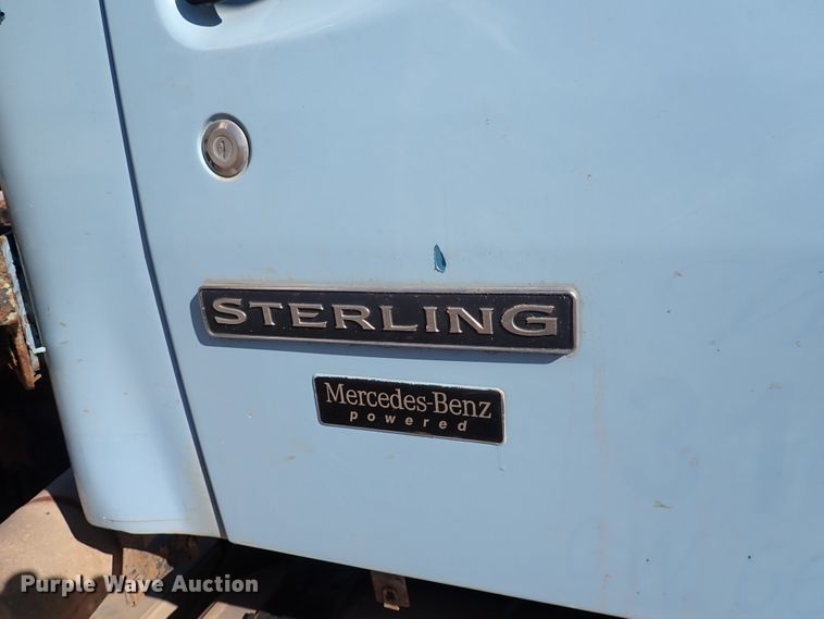 image for item DN2163 2007 Sterling LT9500  roll-off container truck