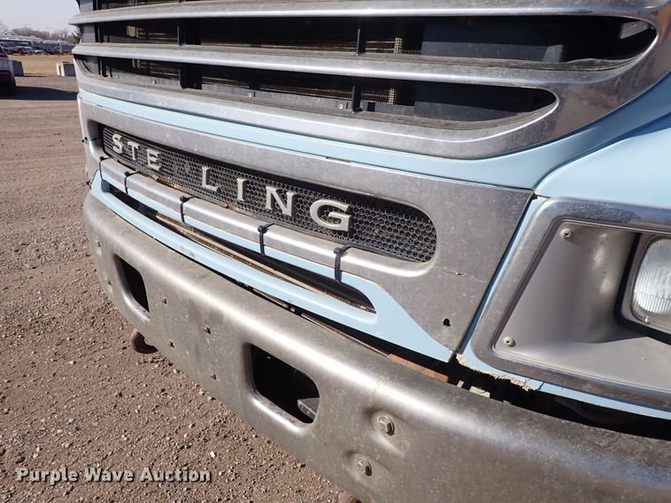 image for item DN2163 2007 Sterling LT9500  roll-off container truck