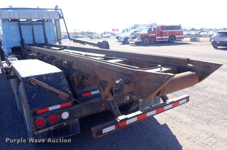 image for item DN2163 2007 Sterling LT9500  roll-off container truck