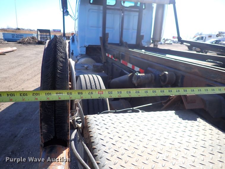 image for item DN2163 2007 Sterling LT9500  roll-off container truck