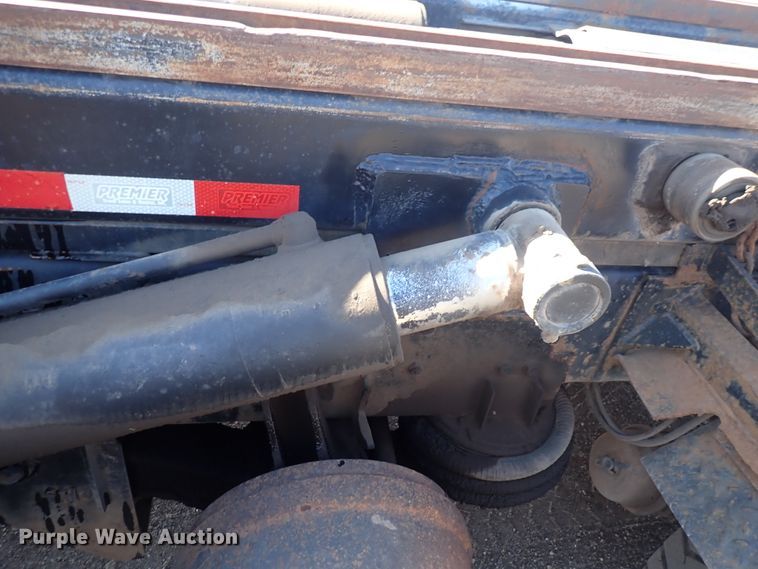 image for item DN2163 2007 Sterling LT9500  roll-off container truck