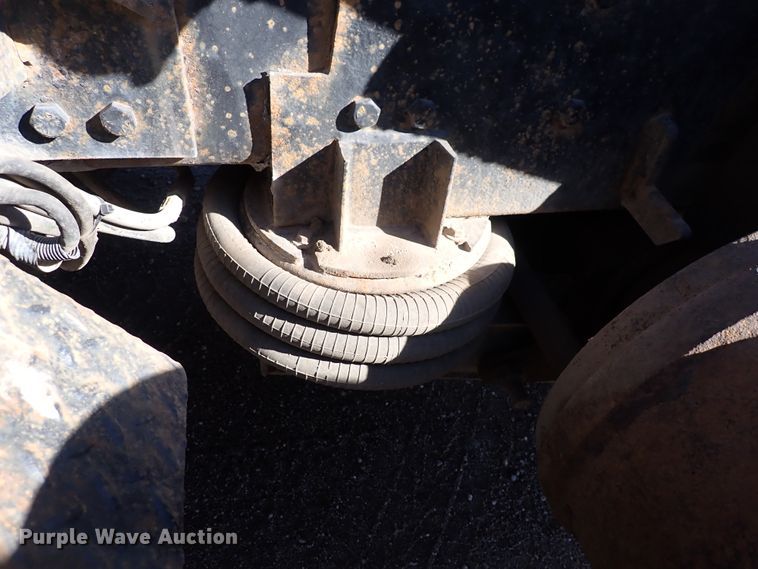 image for item DN2163 2007 Sterling LT9500  roll-off container truck