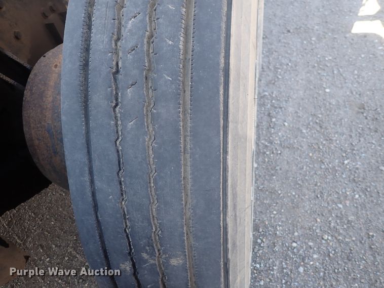 image for item DN2163 2007 Sterling LT9500  roll-off container truck