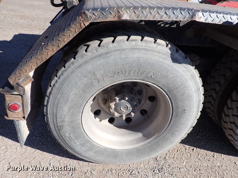 image for item DN2163 2007 Sterling LT9500  roll-off container truck