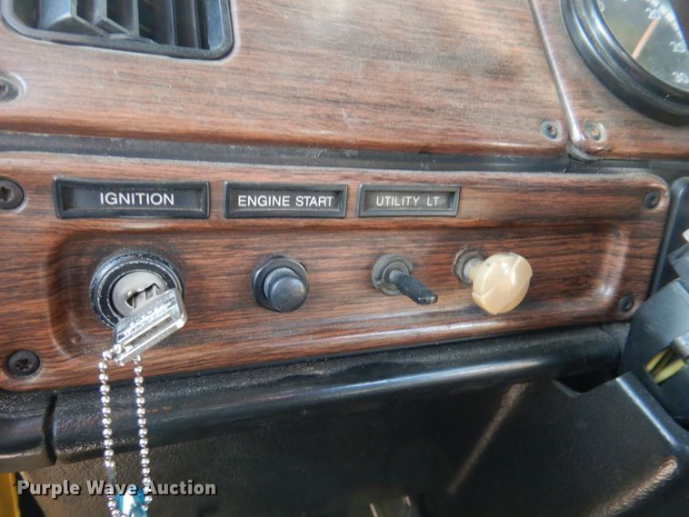 image for item DN2720 2001 Freightliner FLD112  semi truck with Cottrell car carrier trailer