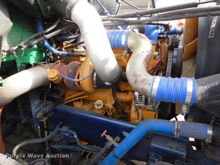 image for item DN2720 2001 Freightliner FLD112  semi truck with Cottrell car carrier trailer