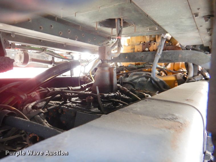 image for item DN2720 2001 Freightliner FLD112  semi truck with Cottrell car carrier trailer