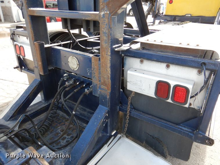 image for item DN2720 2001 Freightliner FLD112  semi truck with Cottrell car carrier trailer